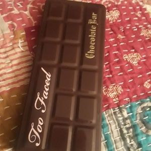 Too Faced Chocolate Bar